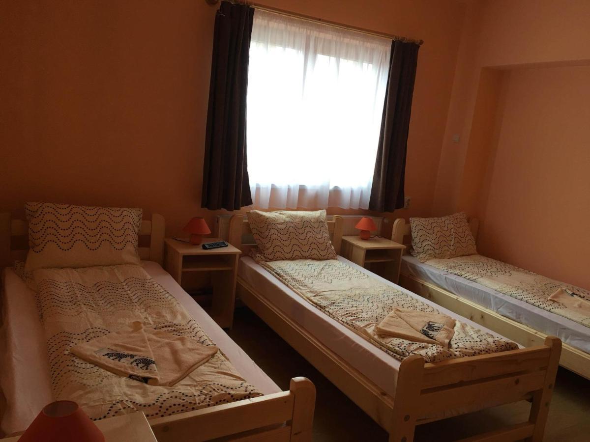 Ferienwohnung Bicsak Apartman Joseni Exterior foto